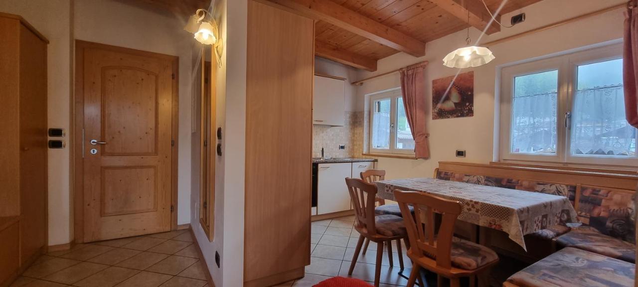 Casa Soraruf Apartment Campitello di Fassa Exterior foto